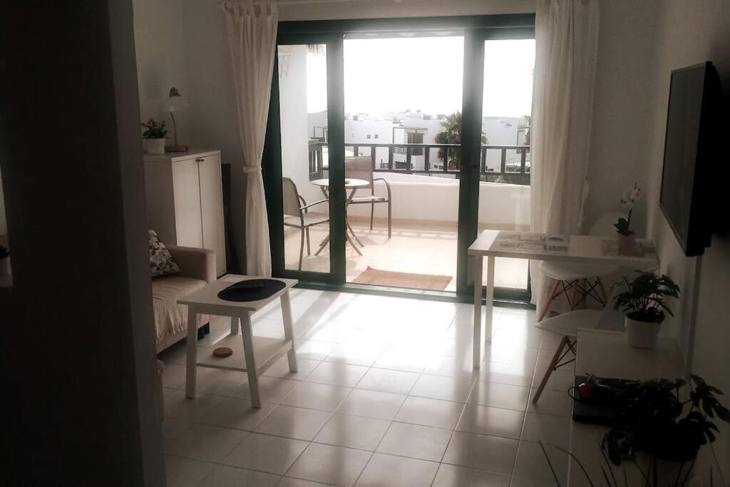 Tuscan Apartment Mit Meerblick Und Sonnenterrasse Коста Тегисе Екстериор снимка